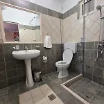 Olivet 3* Vlorë