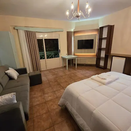 Olivet 3* Vlorë
